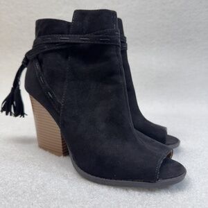 NWT Qupid Black Peek Toe Booties Shoes Womens 8